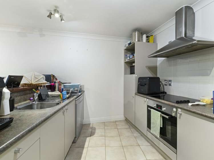 48 Earnslaw crescent Flat Bush_6