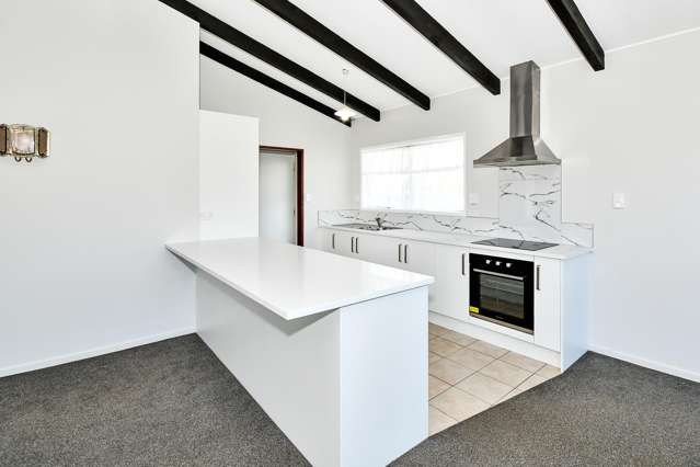 2/162 Porchester Road Papakura_1