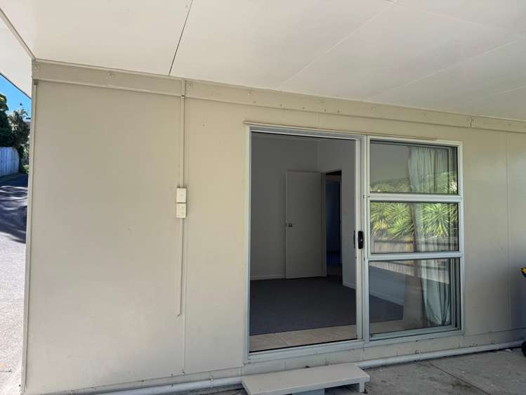  65 Brunner Road Glen Eden_8