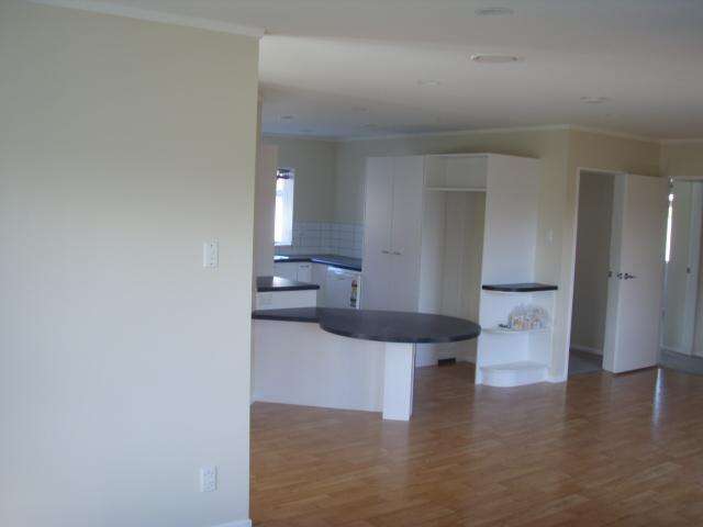 9 Hadleigh Court 10587_3