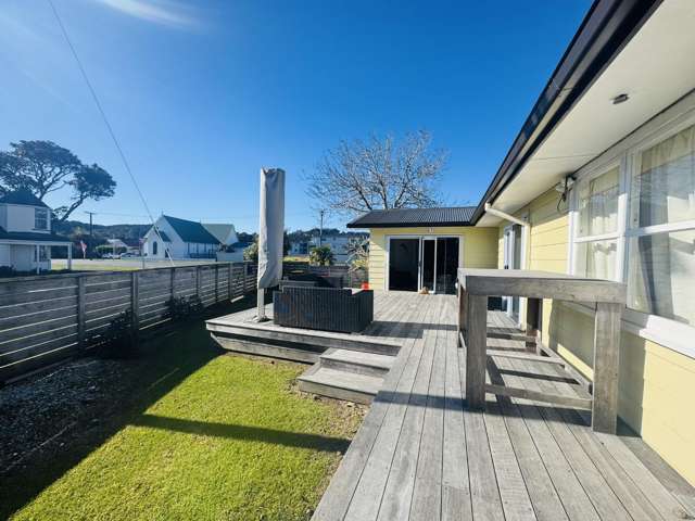 Flexible Living with Space for the Whole Family