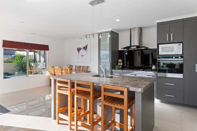 96 Basley Road Owhata_1