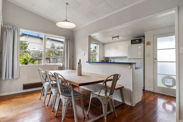 43 Howard Road Northcote_9