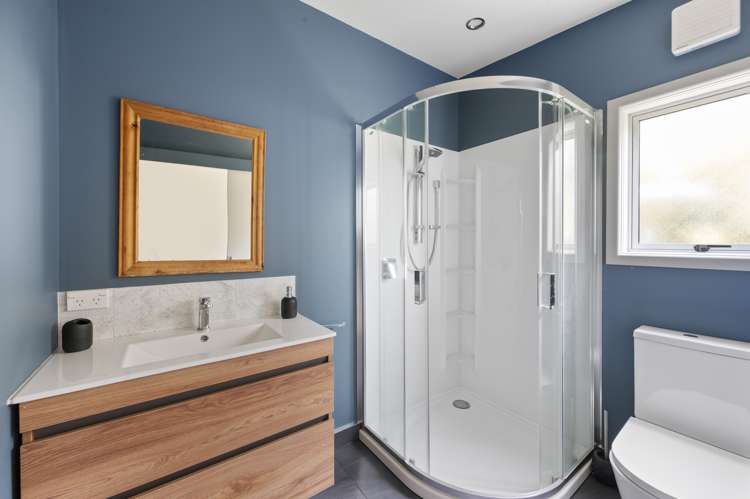 108 Charles Street Westshore_17