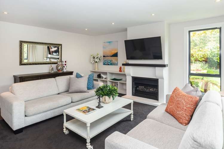 11 Lloyd Street Strowan_8