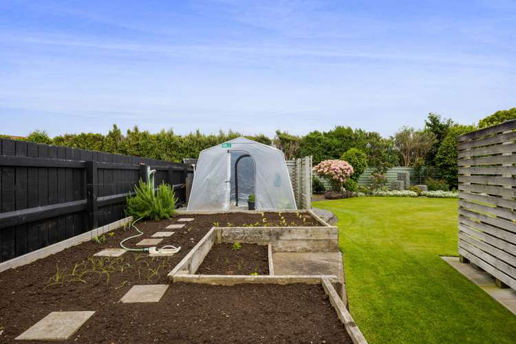 11 County Drive Hawera_36