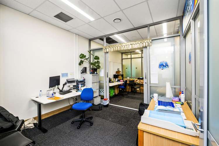 14 Fair Mall Otara_8