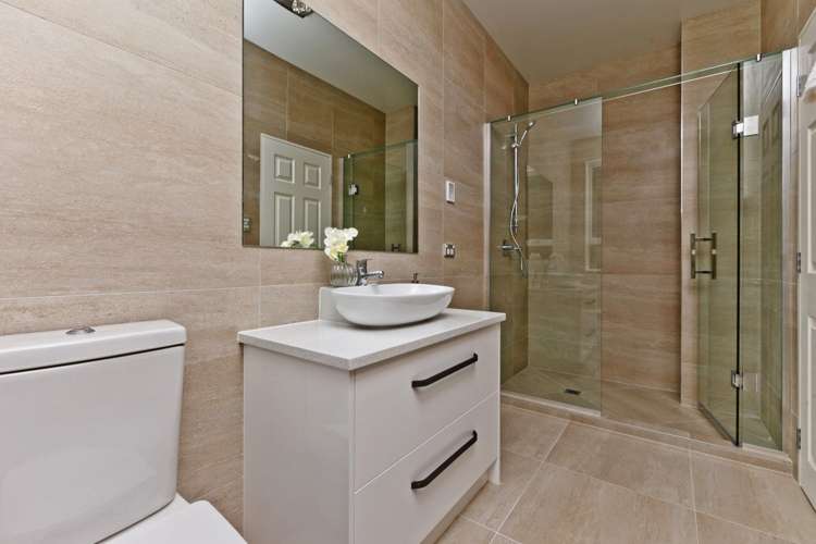 11 Ascension Crescent Orewa_17