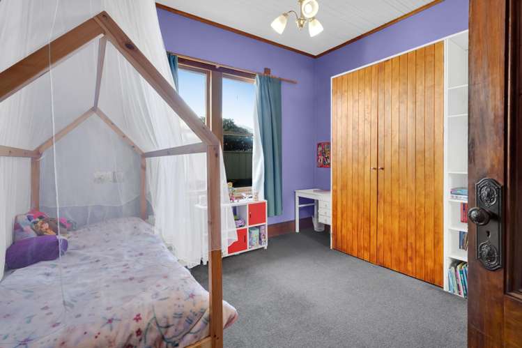 54 Disraeli Street Hawera_9