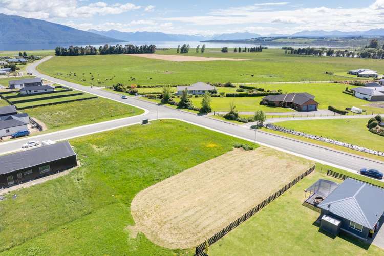 19 Oraka Street Te Anau_9