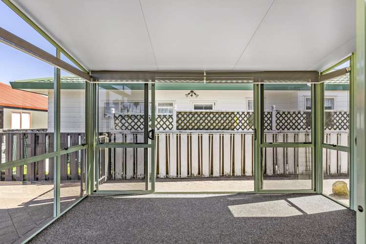 2/93 Rifle Range Road Central_4