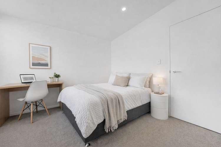 14/4 Glen Atkinson Street_3