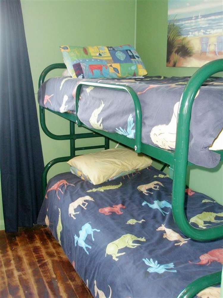 19a Marine Parade South Foxton Beach_2