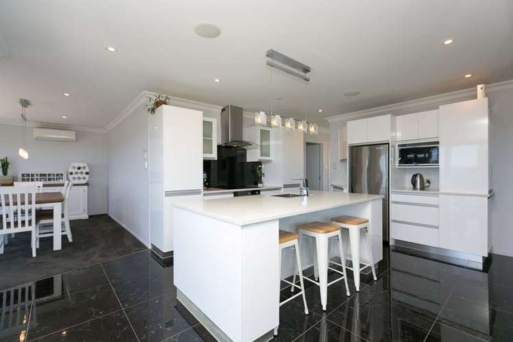 7 Amy Way Bell Block_16