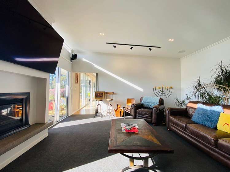 14 Blomfield Lane Kingseat_5