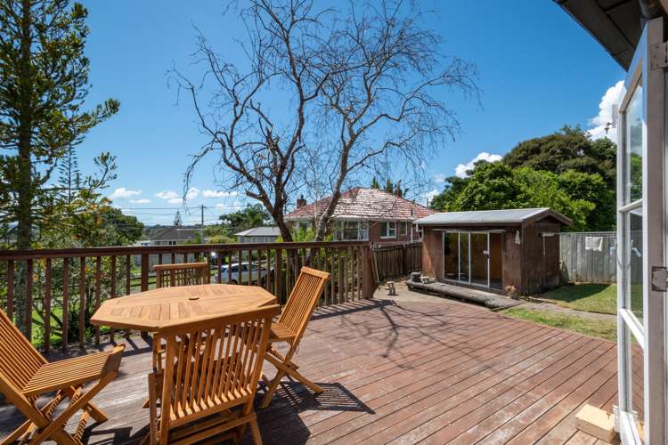 277 Glengarry Road Glen Eden_14