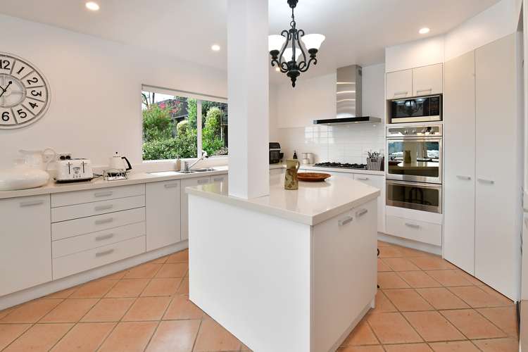 47 Cochrane Avenue Arkles Bay_6