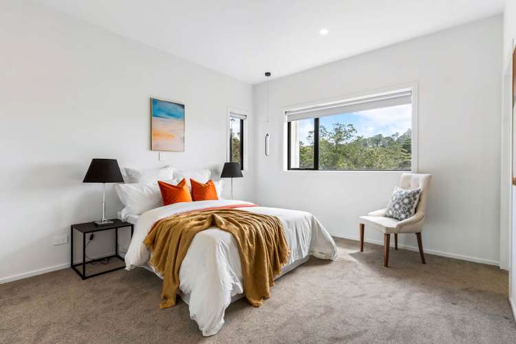 12&12A Blanc Road Silverdale_10