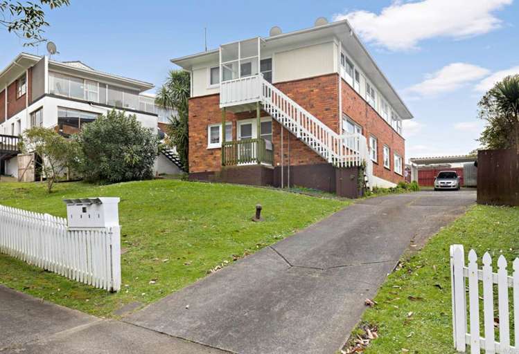 1/12 Strong Street Saint Johns_0