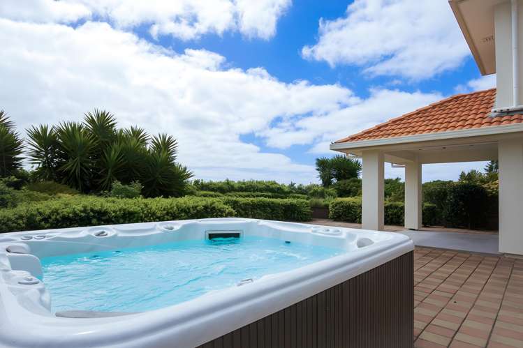 B/2217 South Head Road, South Head Helensville_40