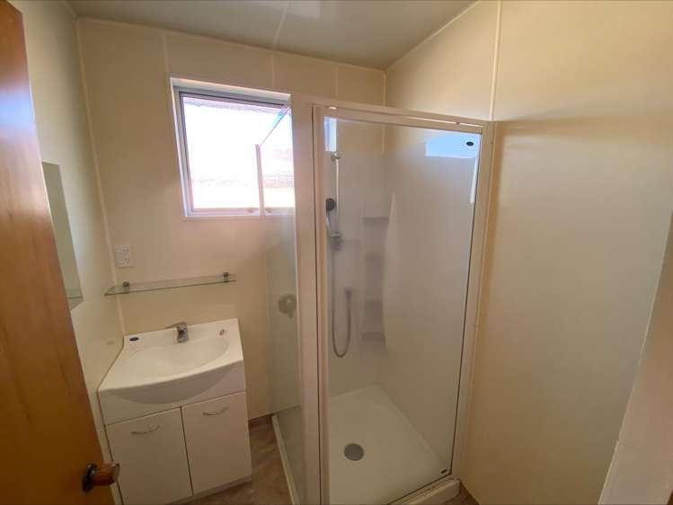 32A Rutherford Street Caversham_10