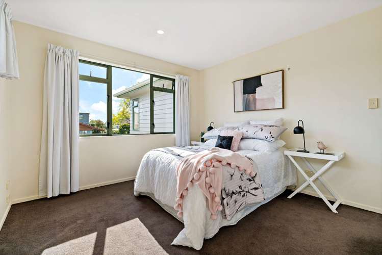 14 Ryburn Road Mount Wellington_23