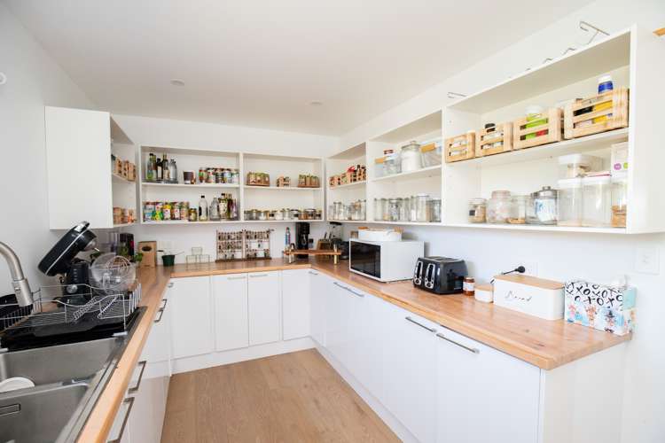 71 Esk Road Miranda_11