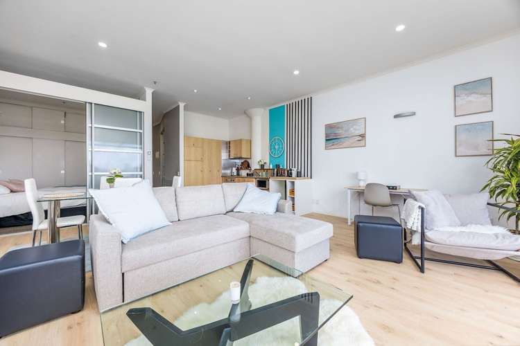 8/145 Quay Street Auckland Central_1