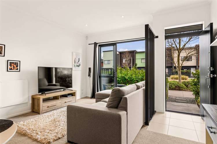 96 Squadron Drive Hobsonville_14