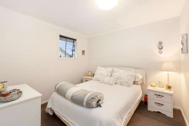 35 Chiefs Court Hamilton East_2