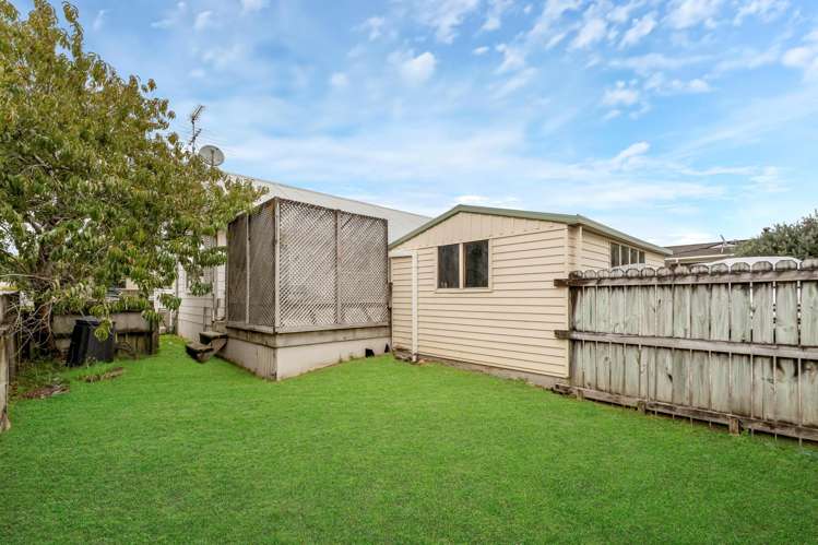 41 Paterson Avenue West Pukekohe_14