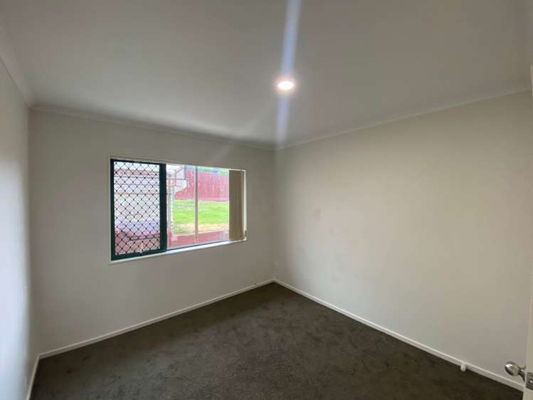 69 Castlefinn Drive Weymouth_5