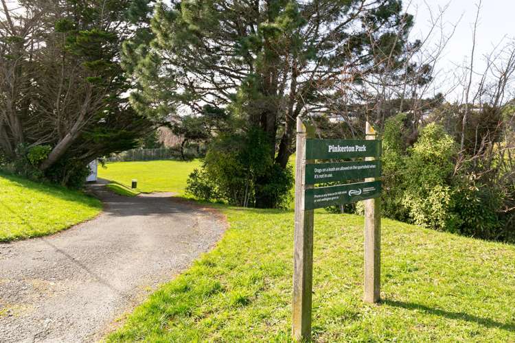 11a Pinkerton Grove Newlands_16