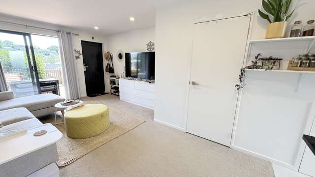 36/18 Hewlett Road Massey_2