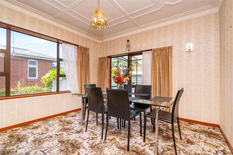 22 Ainslee Place North East Valley_5