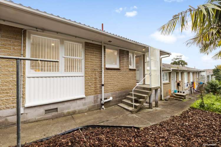 1/103a Landscape Road Mount Eden_10