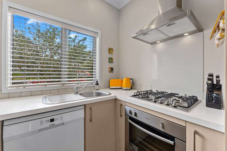 15 Lester Street Hobsonville_10