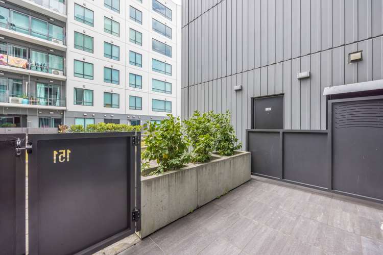 151/6 Dockside Lane Auckland Central_8
