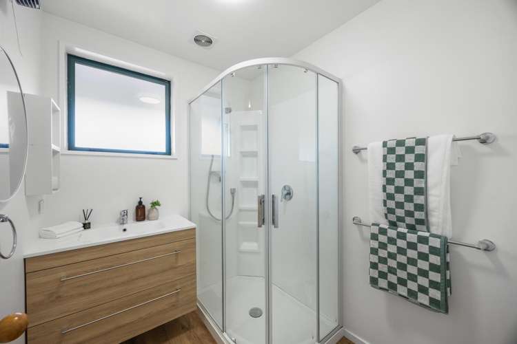 8 Bodkin Street Lake Hawea_12