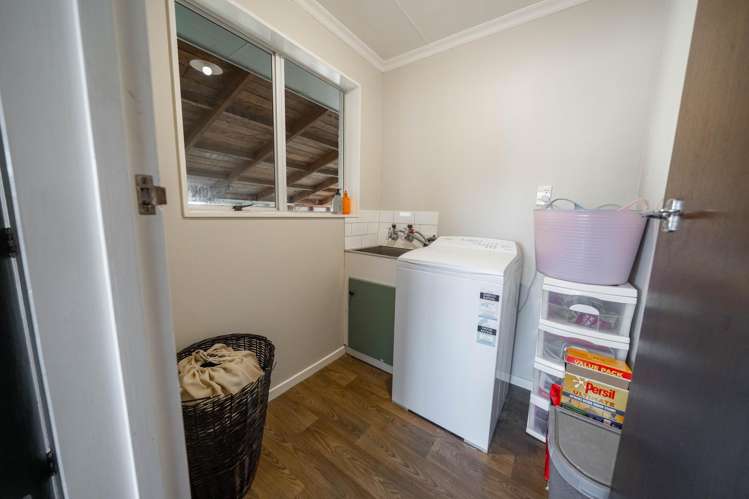 19 Peace Street Tuatapere_14