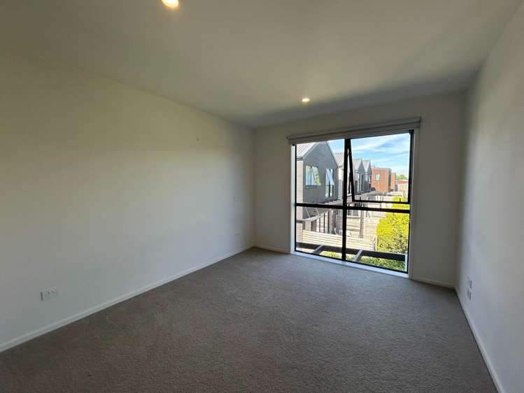 9 Verdant Lane Mt Wellington_4