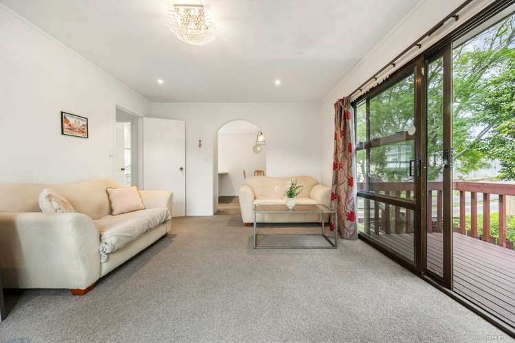 2/56 Hillside Road_4