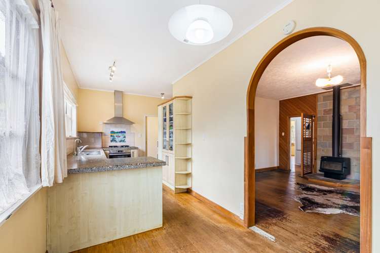 16 Puketaha Road Swanson_10