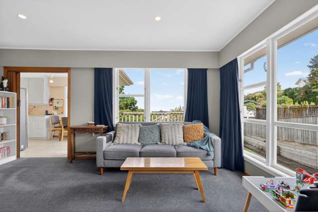 16 Cypress Drive Maungaraki_3