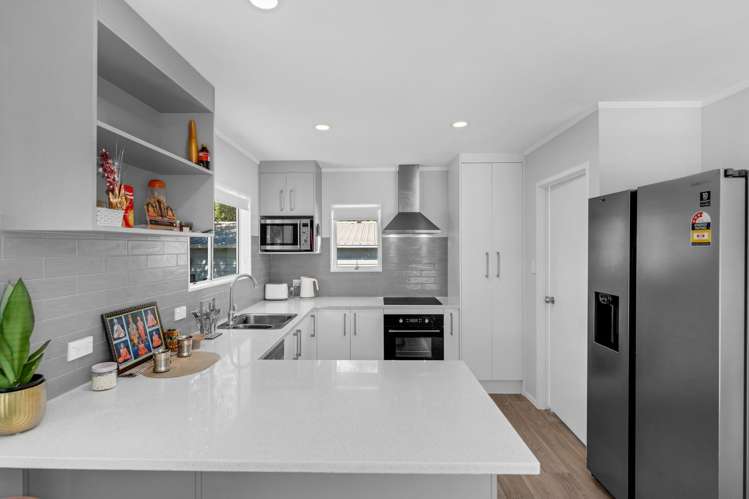 14A Lorraine Avenue Mount Albert_5