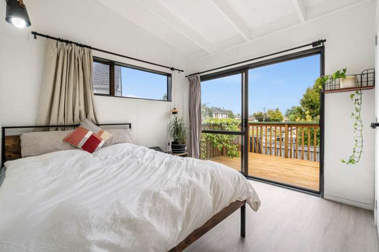 2/177 Edmonton Road Te Atatu South_7