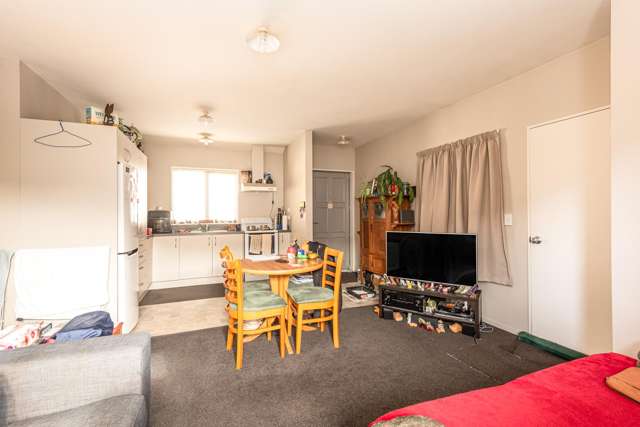 6/10 Collins Street Addington_3