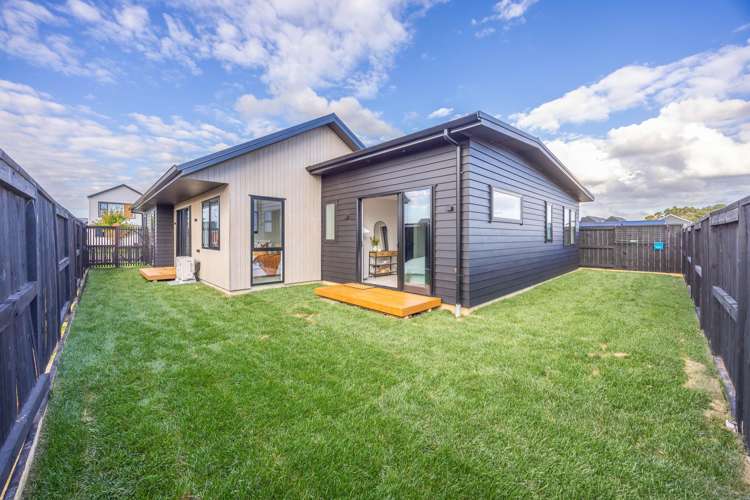 21 Halley Drive Chartwell_22