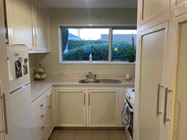 2/350 Worcester Street Linwood_3