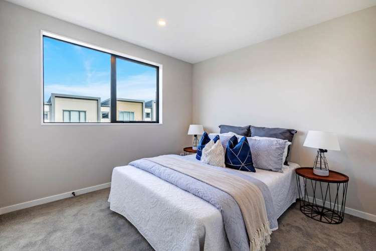 24 Bristol Freighter Road Hobsonville_14